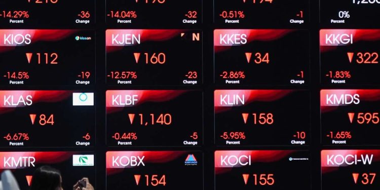 IHSG Melemah, 3 Saham Ini Punya Kabar Korporasi Penting
